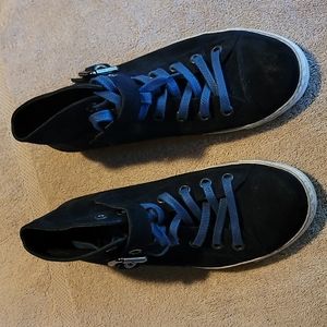 Paul Green Women's mid top sneakers.